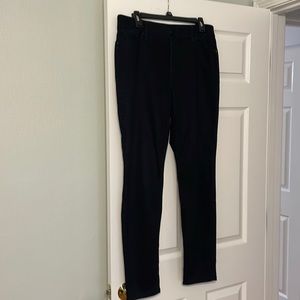 Chico’s size 1.5 (10R) black 5 pocket dress pant with 4% spandex comfort stretch